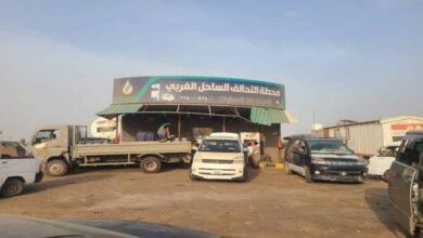 محطات غاز في المخا تبيع الأسطوانة بـ11 ألف ريال رغم التسعيرة الرسمية الجديدة