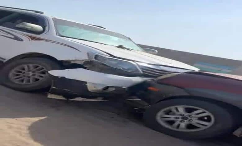 مدير أراضي الحديدة يتعرض لاعتداء وتهديد بالقتل في الخوخة 1 مدير أراضي الحديدة يتعرض لاعتداء وتهديد بالقتل في الخوخة