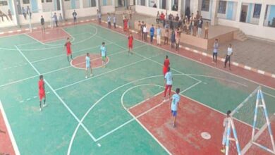 مدير عام تربية الحديدة يدشّن الدوري المدرسي في الخوخة 2 مدير عام تربية الحديدة يدشّن الدوري المدرسي في الخوخة