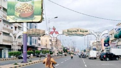 إصابة ثلاثة مدنيين بينهم امرأة برصاص مسلحين حوثيين في الحديدة