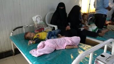 مليشيا الحوثي تنهب مخصصات المراكز الصحية بالحديدة وتعطل الخدمات