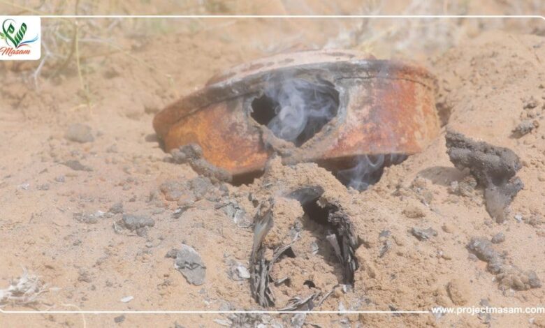 مسام ينفذ عملية إحراق بتقنية “تيجيت” لألغام خطرة في حيس (صور) 1 مسام ينفذ عملية إحراق بتقنية “تيجيت” لألغام خطرة في حيس