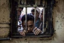اعتراف حوثي يكشف اكتظاظ السجون بآلاف المحتجزين وسط تصاعد حملات الاعتقال