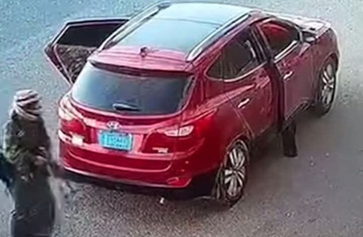 مقتل فتاة في صنعاء برصاص مسلحي الحوثي بعد استهداف منزلها 1 مقتل فتاة في صنعاء برصاص مسلحي الحوثي بعد استهداف منزلها