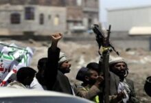 مقتل عنصر حوثي بانفجار مدفع خلال فعالية “يوم الغدير” في الجوف