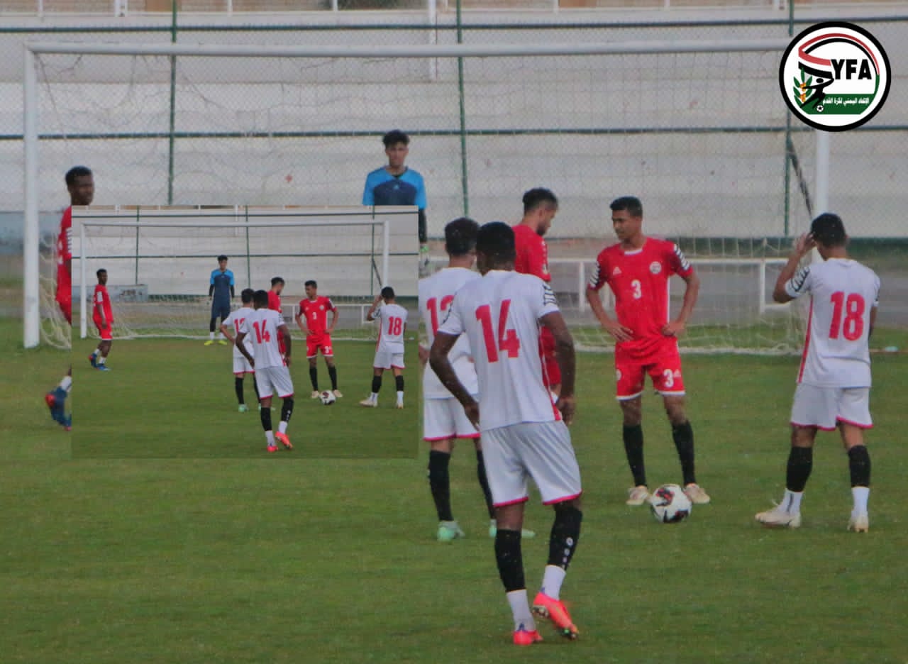 الاحمر الشاب يجري مرانه الثاني على ملعب الملك فهد بن عبدالعزيز بالرياض