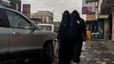 مستقبل غامض وديون متراكمة نساء الحديدة في قبضة شركة احتيالية