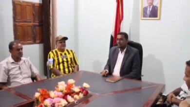 وكيل أول محافظة الحديدة يلتقي بقيادات الشباب والرياضة بالخوخة