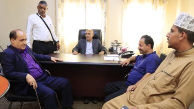 وكيل وزارة السياحة يلتقي مدير دار سعد في عدن