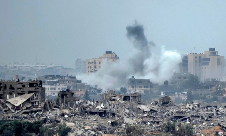 غارات إسرائيلية تودي بحياة ثلاثة فلسطينيين في حي الزيتون بغزة 1 غارات إسرائيلية تودي بحياة ثلاثة فلسطينيين في حي الزيتون بغزة