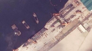 كوريا الشمالية تعلن نجاح انتشال مدمّرة حربية انقلبت خلال تدشينها