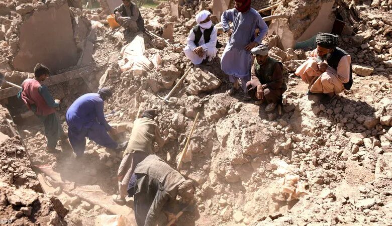 ارتفاع قتلى زلزال أفغانستان إلى أكثر من 1400 وإصابة 3100