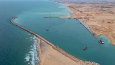 المنطقة الاقتصادية لقناة السويس تعلق الملاحة في ميناء العريش بسبب تقلبات الجو