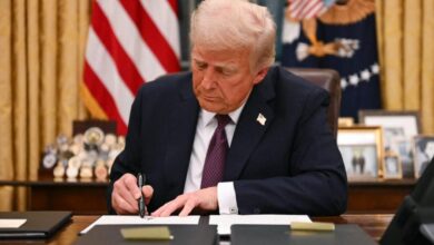 ترامب يفرض رسوماً جمركية بنسبة 25% على الشاحنات الثقيلة المستوردة لدعم الصناعة الأميركية