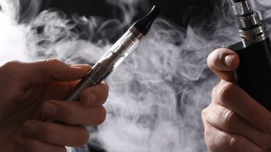 منظمة الصحة العالمية تحذر من ارتفاع استخدام السجائر الإلكترونية بين القاصرين