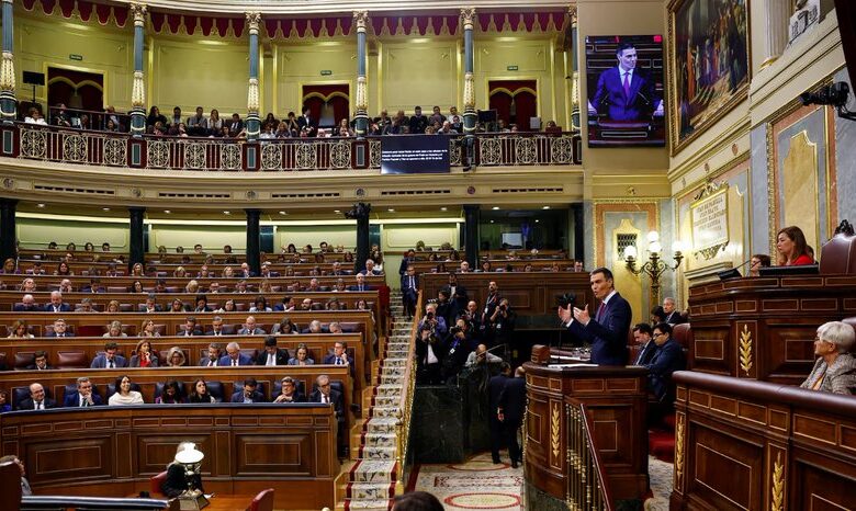 البرلمان الإسباني يقر قانونًا يحظر تصدير واستيراد الأسلحة مع إسرائيل دعمًا لوقف "الإبادة" في غزة 1 البرلمان الإسباني يقر قانونًا يحظر تصدير واستيراد الأسلحة مع إسرائيل دعمًا لوقف "الإبادة" في غزة