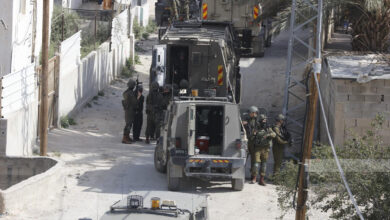 الاحتلال الإسرائيلي يعتقل 25 فلسطينياً ويهدم متنزهاً في الضفة الغربية والقدس