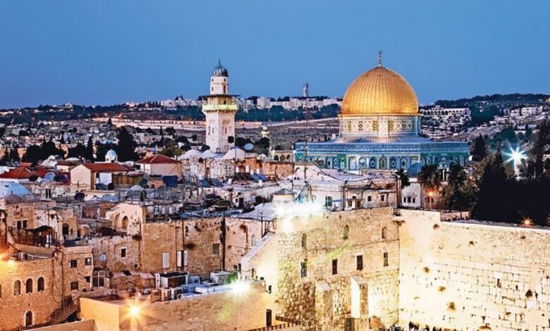 تحذيرات من مخطط إسرائيلي لتهجير عشرات العائلات الفلسطينية في قرية قلنديا شمال القدس