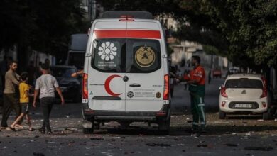 وزارة الصحة بغزة: تسلم 15 جثمان شهيد بحالة مشوهة ضمن تبادل الأسرى
