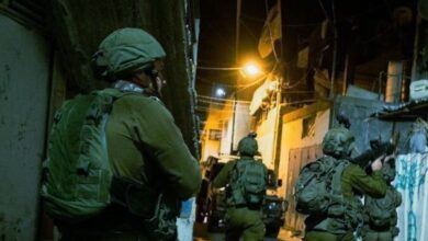الاحتلال والمستوطنون يواصلون هجماتهم اليومية على الفلسطينيين في الضفة