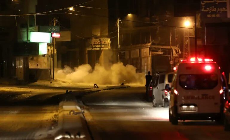 استشهاد وإصابة فلسطينيين برصاص الاحتلال في الضفة وغزة