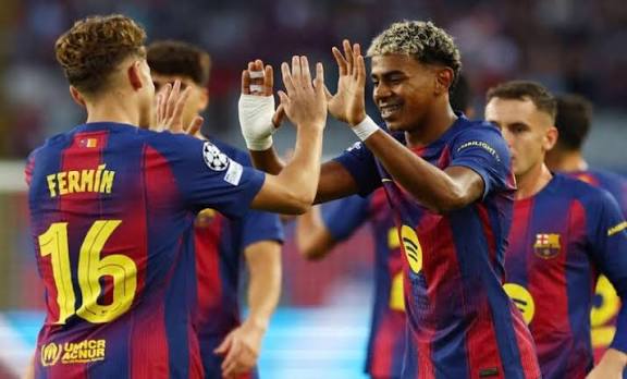 برشلونة ينتصر خارج الديار على إسبانيول ويبتعد في صدارة الليغا 1 برشلونة ينتصر خارج الديار على إسبانيول ويبتعد في صدارة الليغا
