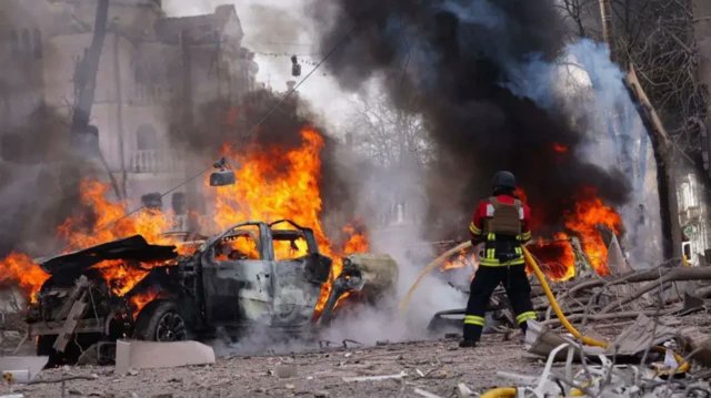 قتيلان في هجوم روسي بمسيّرات على منطقة سومي شمال شرقي أوكرانيا