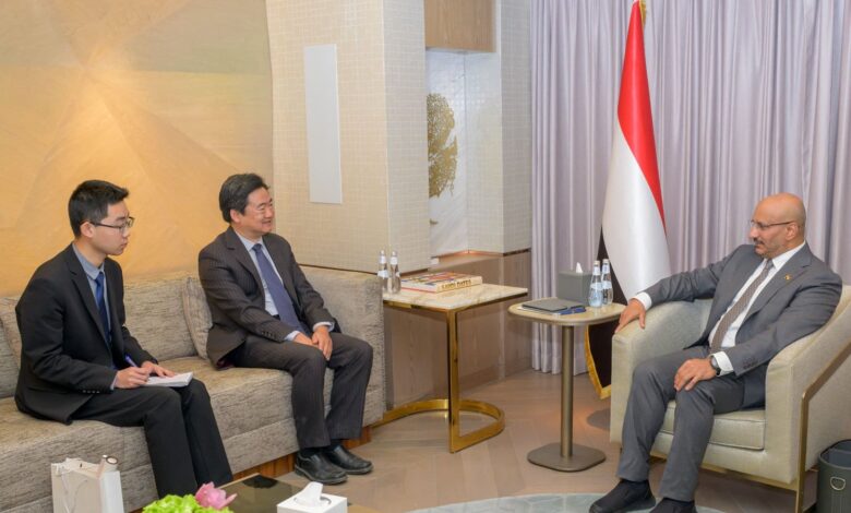 طارق صالح: السلام في اليمن يبدأ بإنهاء الوجود الحوثي في الحديدة ووقف التدخل الإيراني