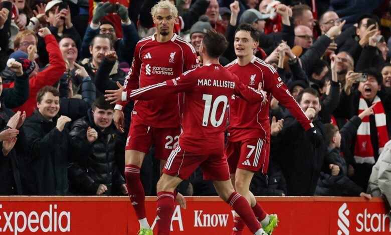 تشيلسي يواصل انتصاراته وليفربول يفرض سيطرته في الدوري الإنجليزي 1 تشيلسي يواصل انتصاراته وليفربول يفرض سيطرته في الدوري الإنجليزي