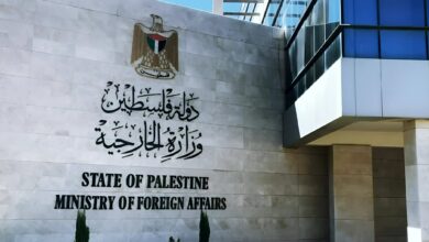 إدانة فلسطينية لإحراق مستوطنين مسجدًا في نابلس وتحميل إسرائيل المسؤولية