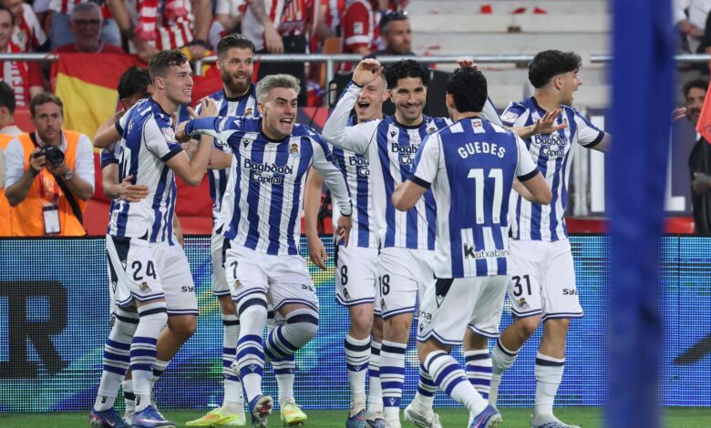 ريال سوسييداد يظفر بكأس ملك إسبانيا بعد تفوقه على أتلتيكو مدريد بركلات الترجيح 1 ريال سوسييداد يظفر بكأس ملك إسبانيا بعد تفوقه على أتلتيكو مدريد بركلات الترجيح