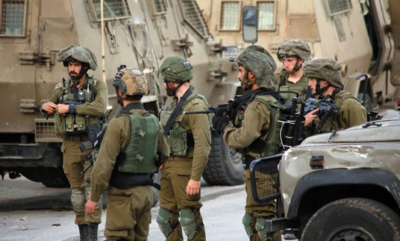 قوات الاحتلال تنفذ حملة اقتحامات واعتقالات واسعة في الضفة الغربية والقدس 1 قوات الاحتلال تنفذ حملة اقتحامات واعتقالات واسعة في الضفة الغربية والقدس